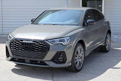 Audi Q3 Sportback 35 2.0 tdi Identity Black s-tronic nuova