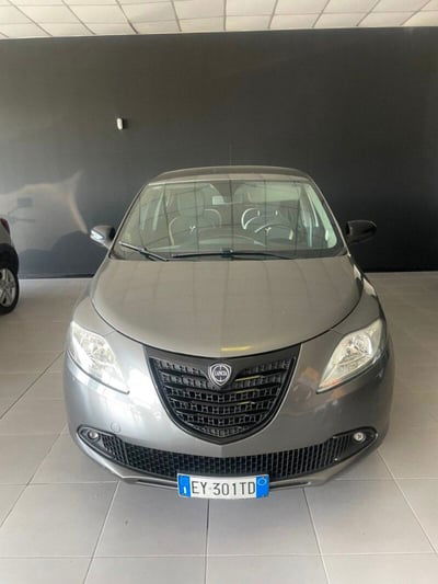 Lancia Ypsilon 0.9 TwinAir 85 CV 5 porte Metano Ecochic Elefantino usata