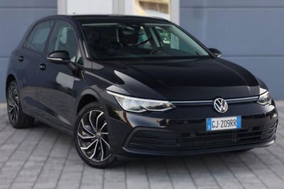Volkswagen Golf Variant 1.0 eTSI EVO DSG Life usata