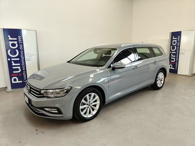 Volkswagen Passat Variant 2.0 TDI SCR EVO DSG Business usata
