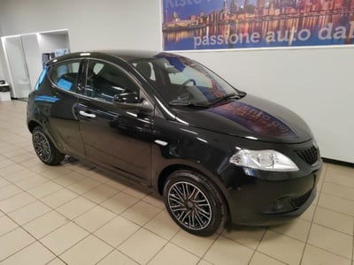 Lancia Ypsilon 1.0 FireFly 5 porte S&S Hybrid Gold Plus nuova