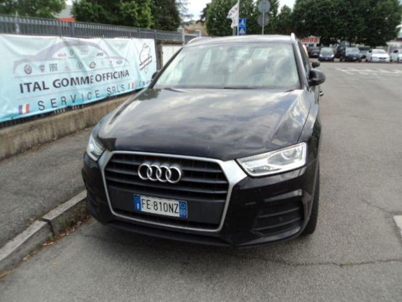 Audi Q3 2.0 TDI 120 CV Business