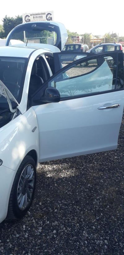 Lancia Ypsilon 1.3 MJT 16V 95 CV 5 porte S&S Gold usata