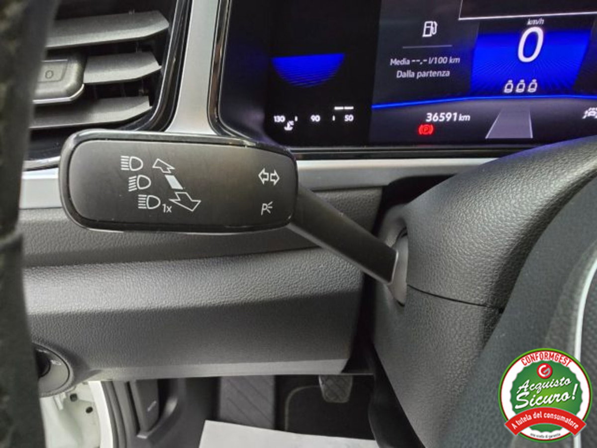 Volkswagen T-Roc 1.0 TSI Life (14)