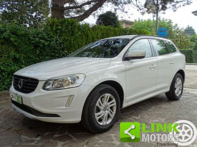 Volvo XC60 D3 Momentum Pro usata