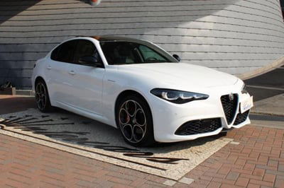 Alfa Romeo Giulia 2.0 Turbo 280 CV AT8 AWD Q4 Veloce Ti usata