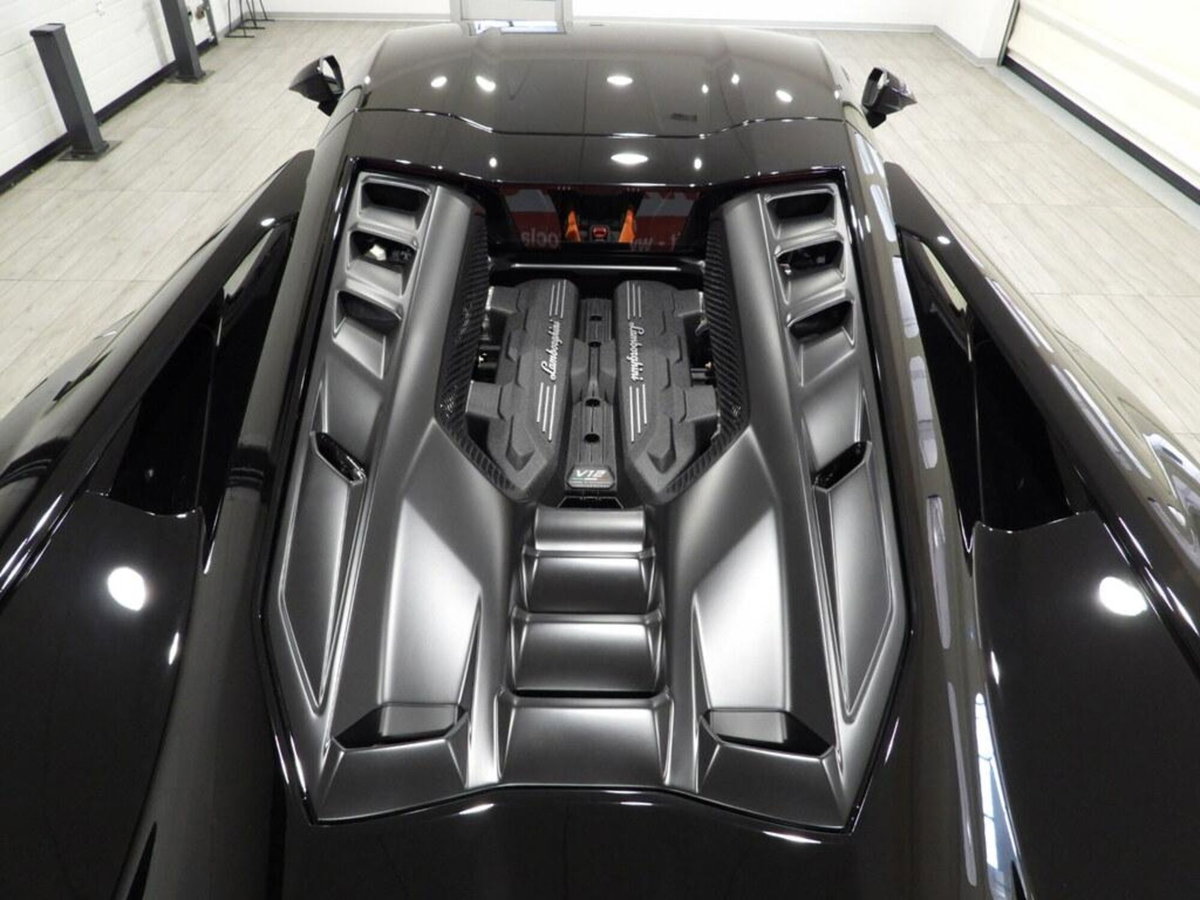 Lamborghini Revuelto 6.5 V12 hpev (5)