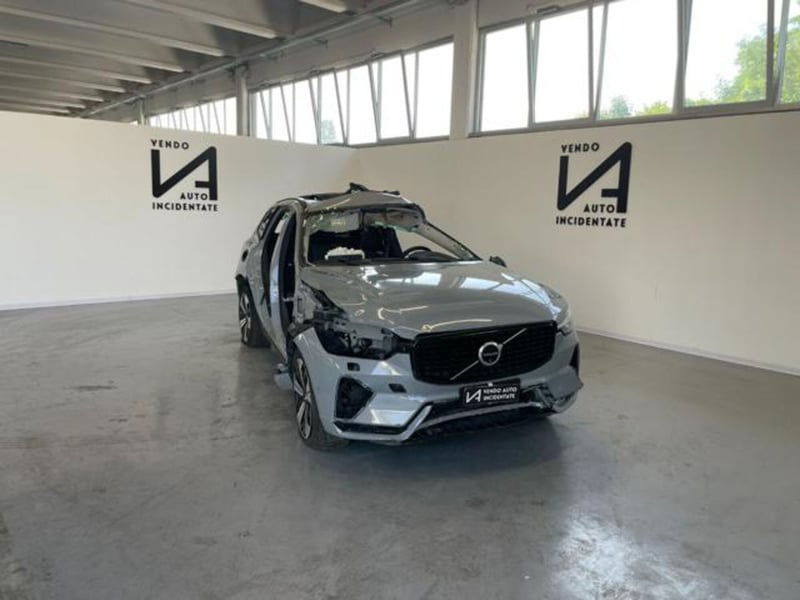 Volvo XC60 T6 Recharge AWD Plug-in Hybrid aut. Plus Dark
