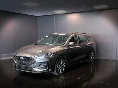 Ford Focus Station Wagon 1.0 EcoBoost Hybrid 125 CV SW ST-Line usata