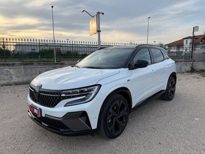 Renault Austral 1.2 full hybrid Techno Esprit Alpine 200cv auto usata
