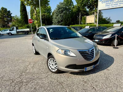 Lancia Ypsilon 1.2 69 CV 5 porte GPL Ecochic Alberta Ferretti usata