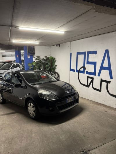 Renault Clio 1.2 16V 5 porte Luxe usata