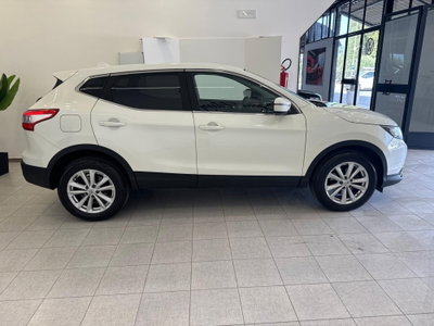 Nissan Qashqai 1.6 dCi 2WD Business (4)