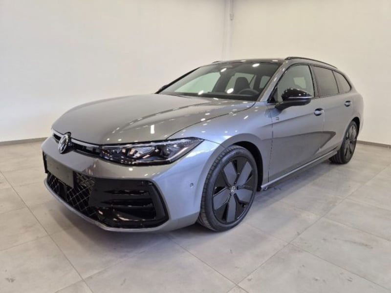 Volkswagen Passat 2.0 tdi scr R-Line 150cv dsg