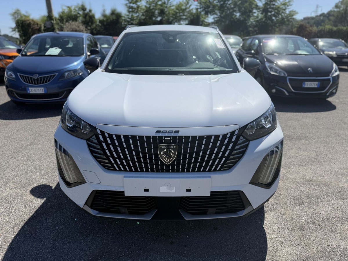 Peugeot 2008 1.2 hybrid Allure 145cv e-dcs6 (2)