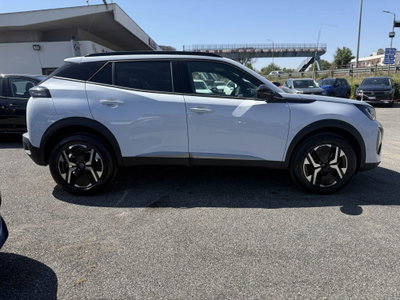 Peugeot 2008 1.2 hybrid Allure 145cv e-dcs6 (4)