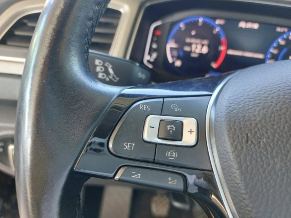 Volkswagen T-Roc 2.0 TDI SCR Business BlueMotion Technology (18)