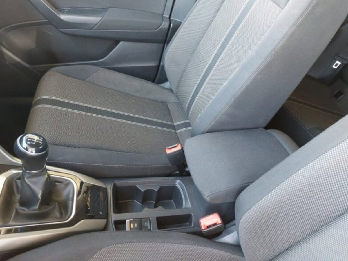 Volkswagen T-Roc 2.0 TDI SCR Business BlueMotion Technology (6)