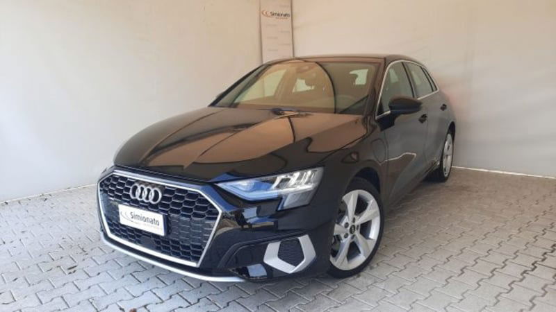 Audi A3 Sportback 40 TFSI e S tronic Business Advanced