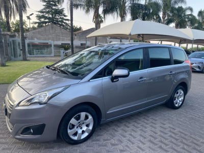 Peugeot 5008 BlueHDi 120 S&S Access usata