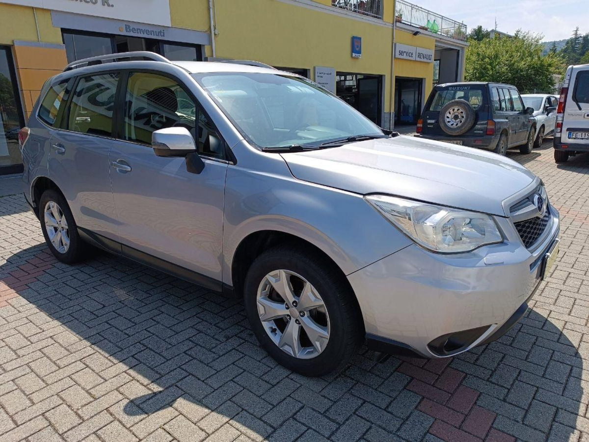 Subaru Forester 2.0i Exclusive