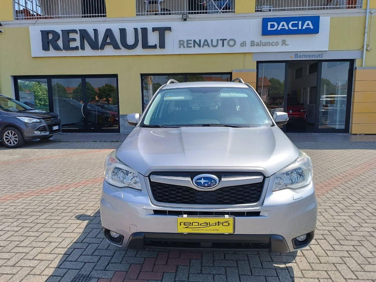 Subaru Forester 2.0i Exclusive (2)