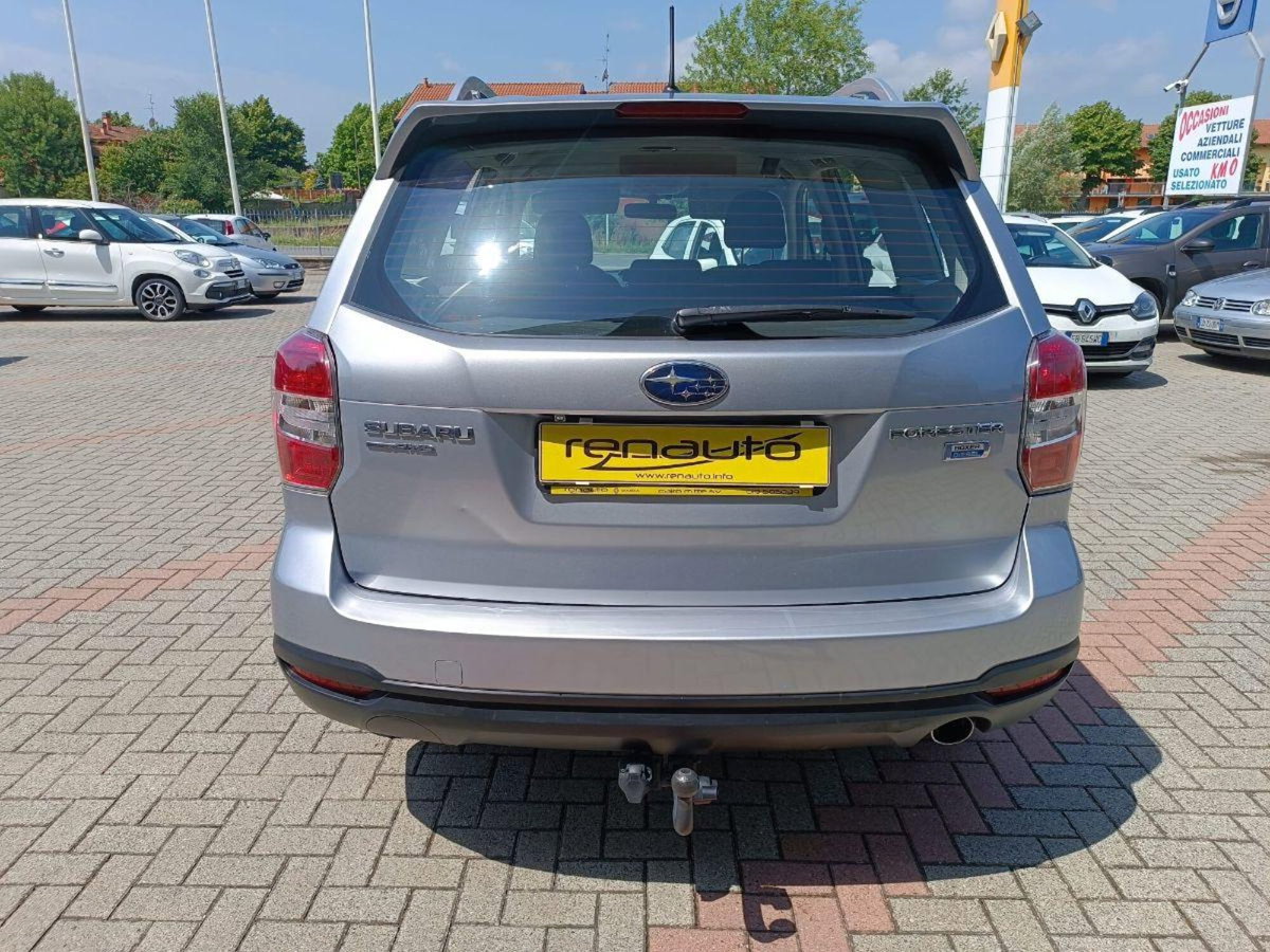 Subaru Forester 2.0i Exclusive (5)