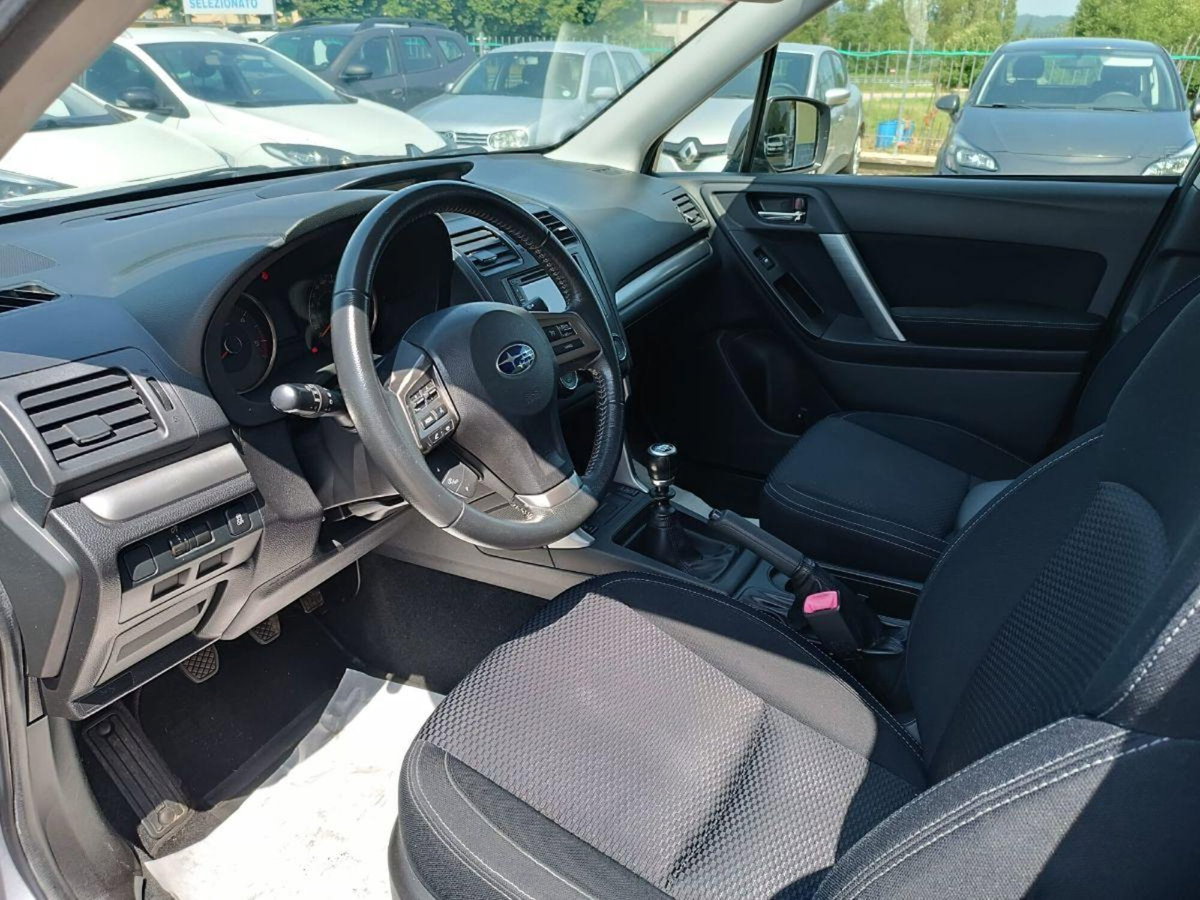 Subaru Forester 2.0i Exclusive (7)