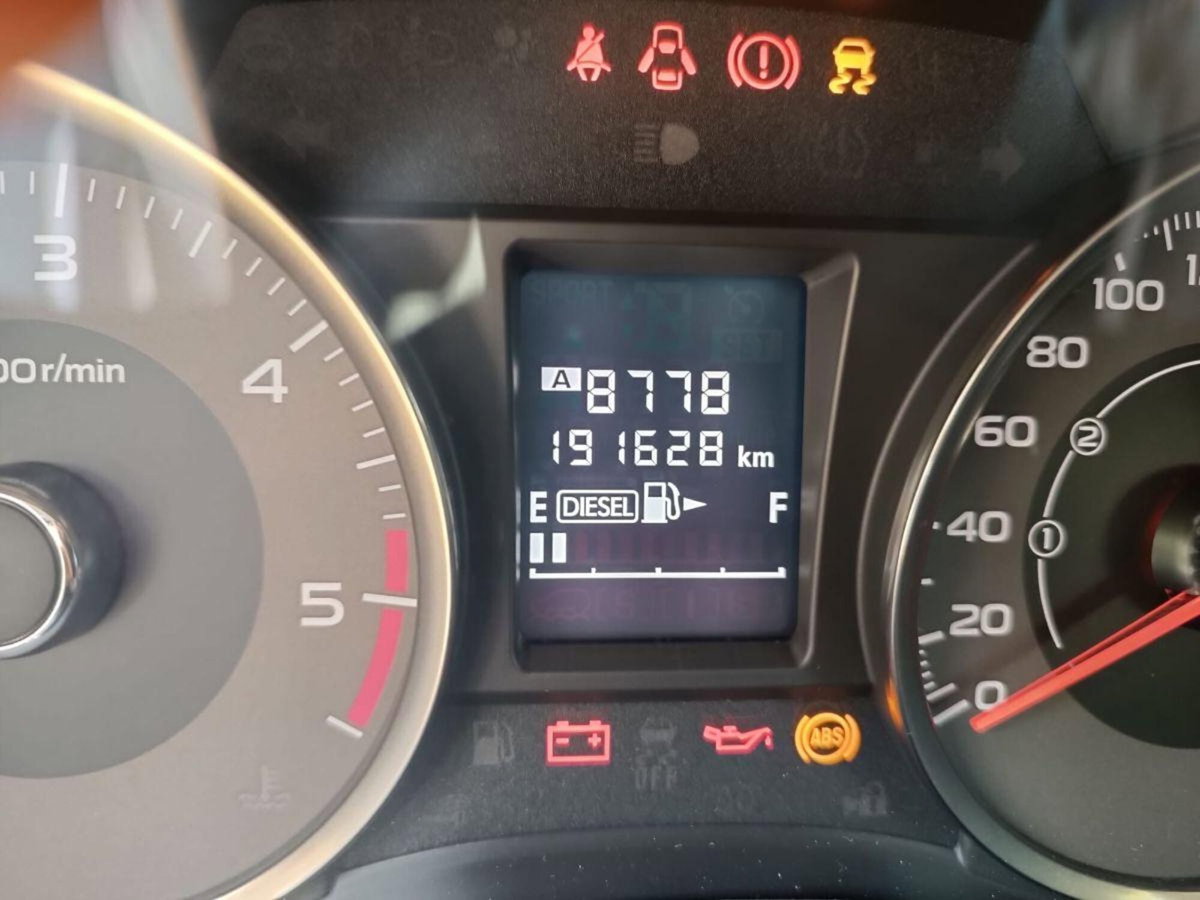 Subaru Forester 2.0i Exclusive (8)