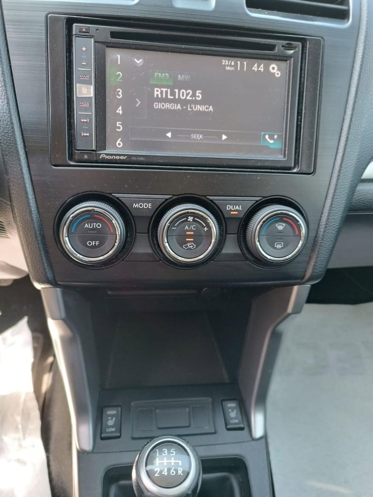 Subaru Forester 2.0i Exclusive (9)