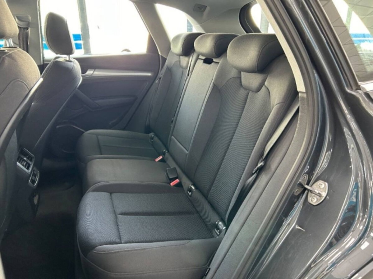 Audi Q5 40 TDI quattro Sport (13)