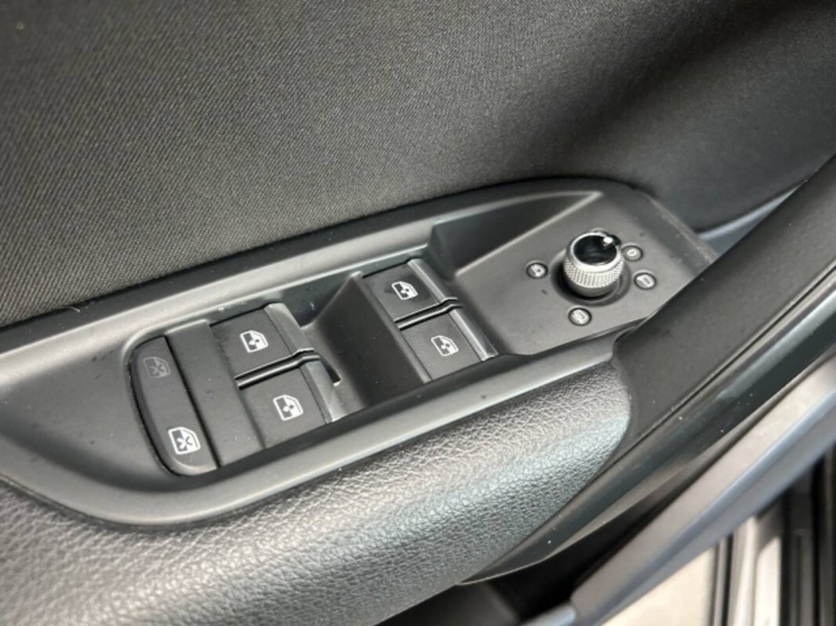 Audi Q5 40 TDI quattro Sport (15)