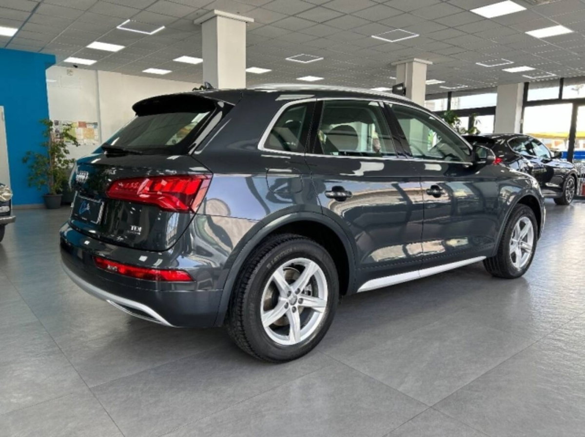 Audi Q5 40 TDI quattro Sport (5)