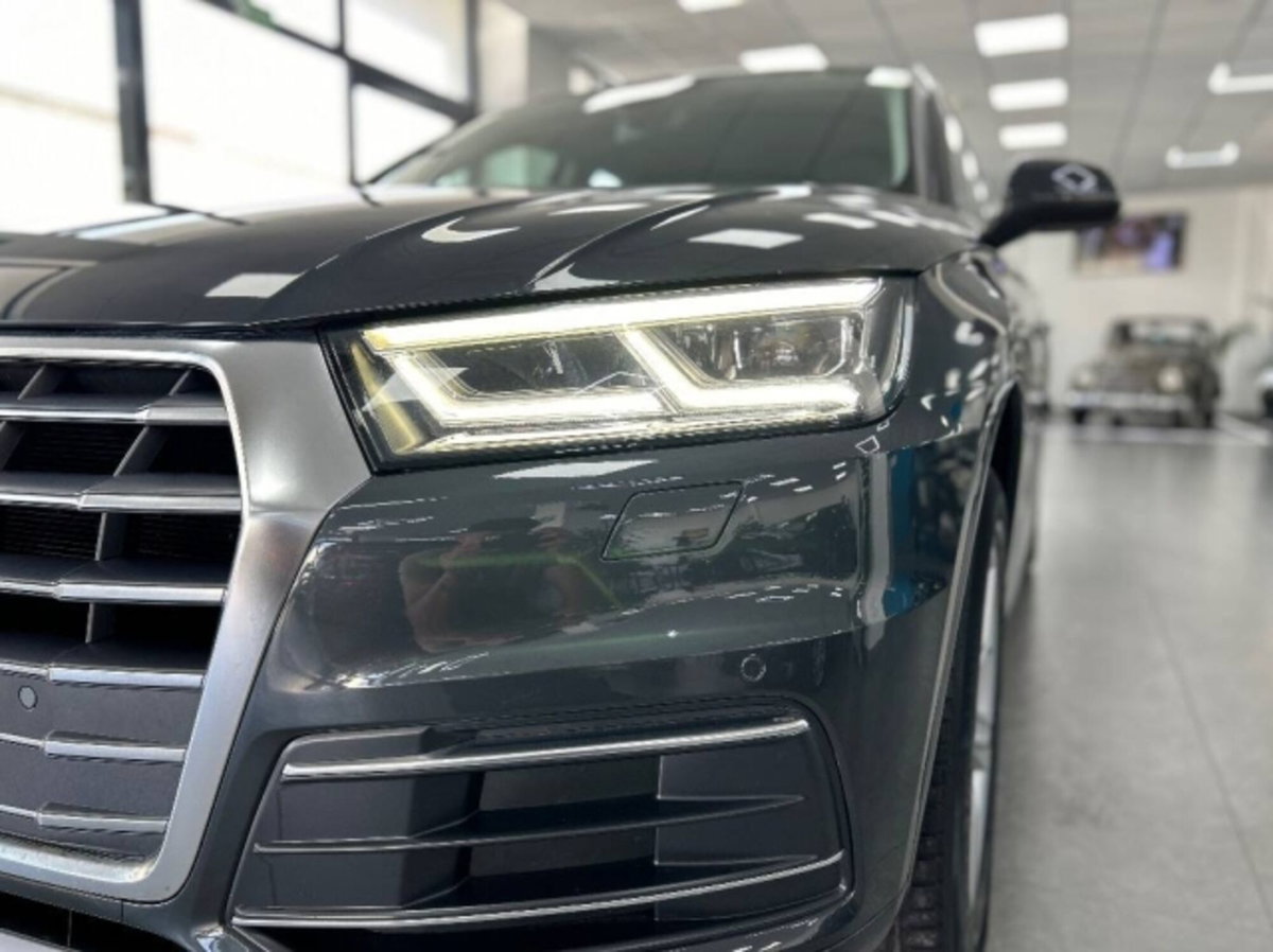 Audi Q5 40 TDI quattro Sport (7)