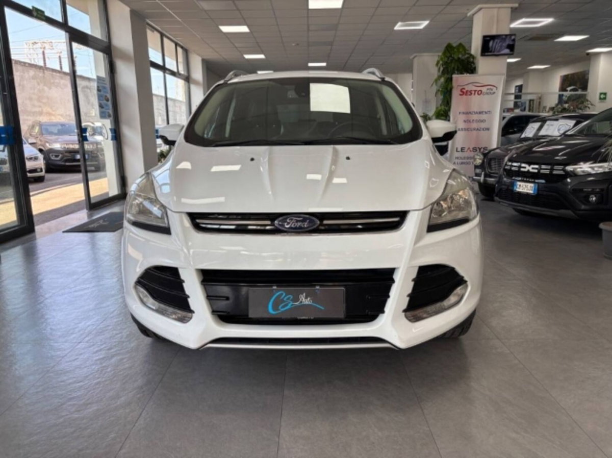 Ford Kuga 2.0 TDCI 120 CV S&S 2WD Titanium (2)