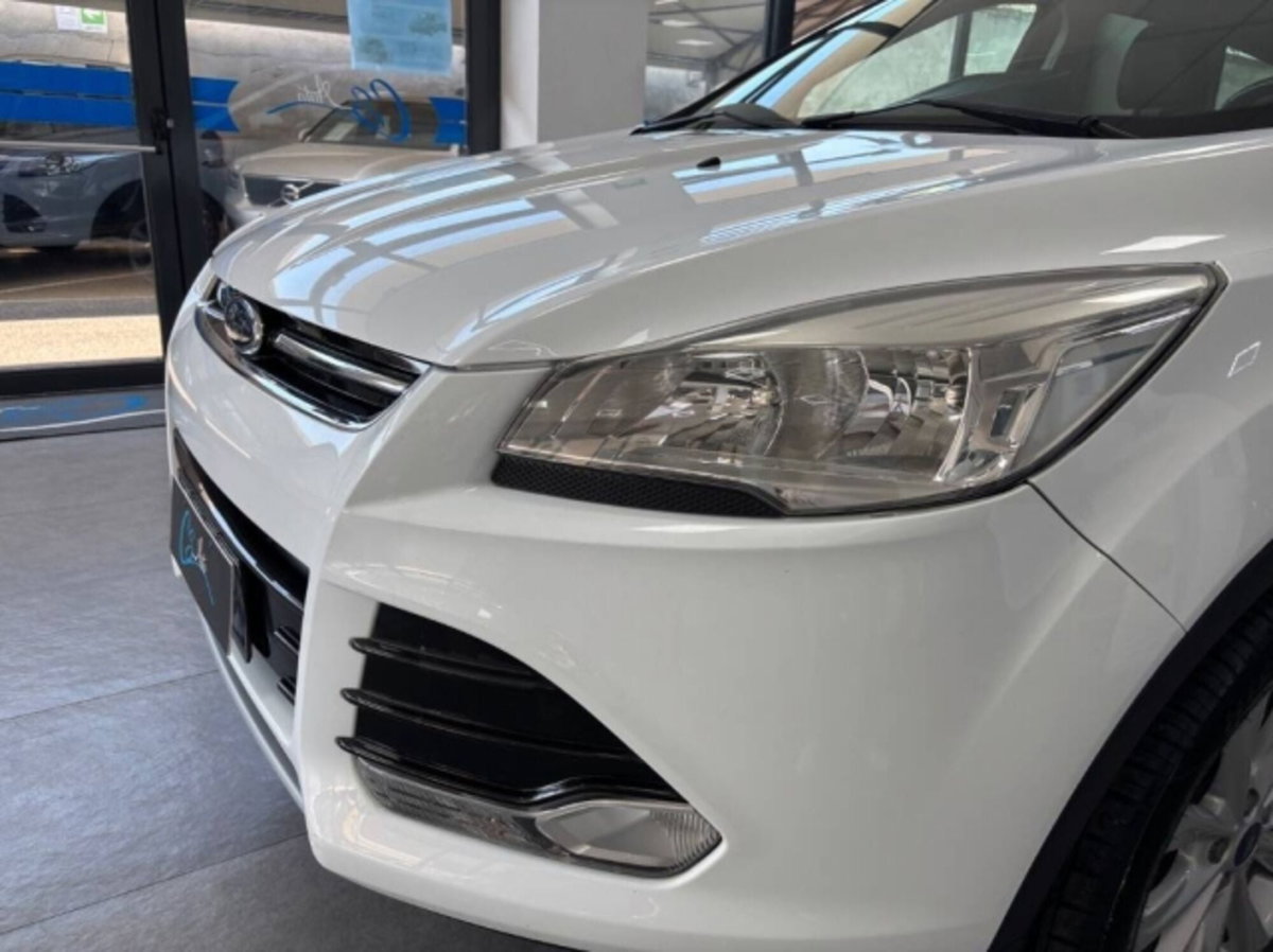 Ford Kuga 2.0 TDCI 120 CV S&S 2WD Titanium (4)