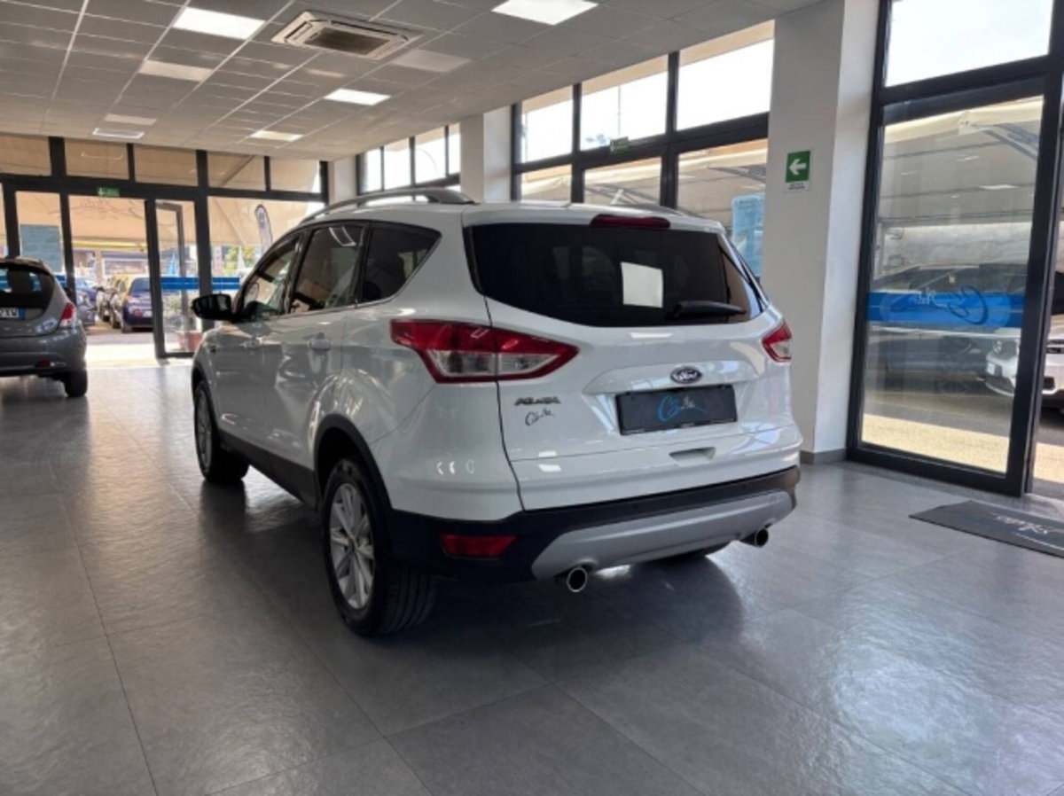 Ford Kuga 2.0 TDCI 120 CV S&S 2WD Titanium (6)