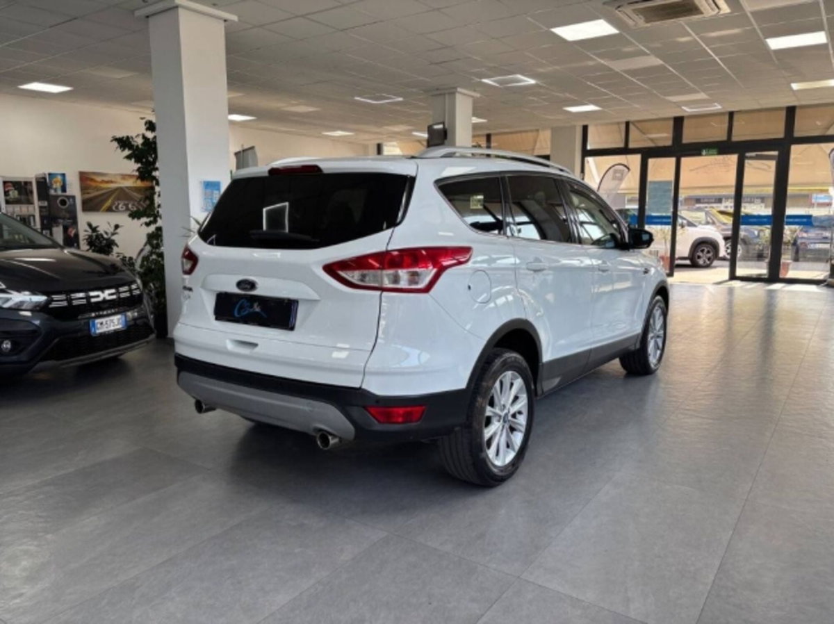 Ford Kuga 2.0 TDCI 120 CV S&S 2WD Titanium (8)