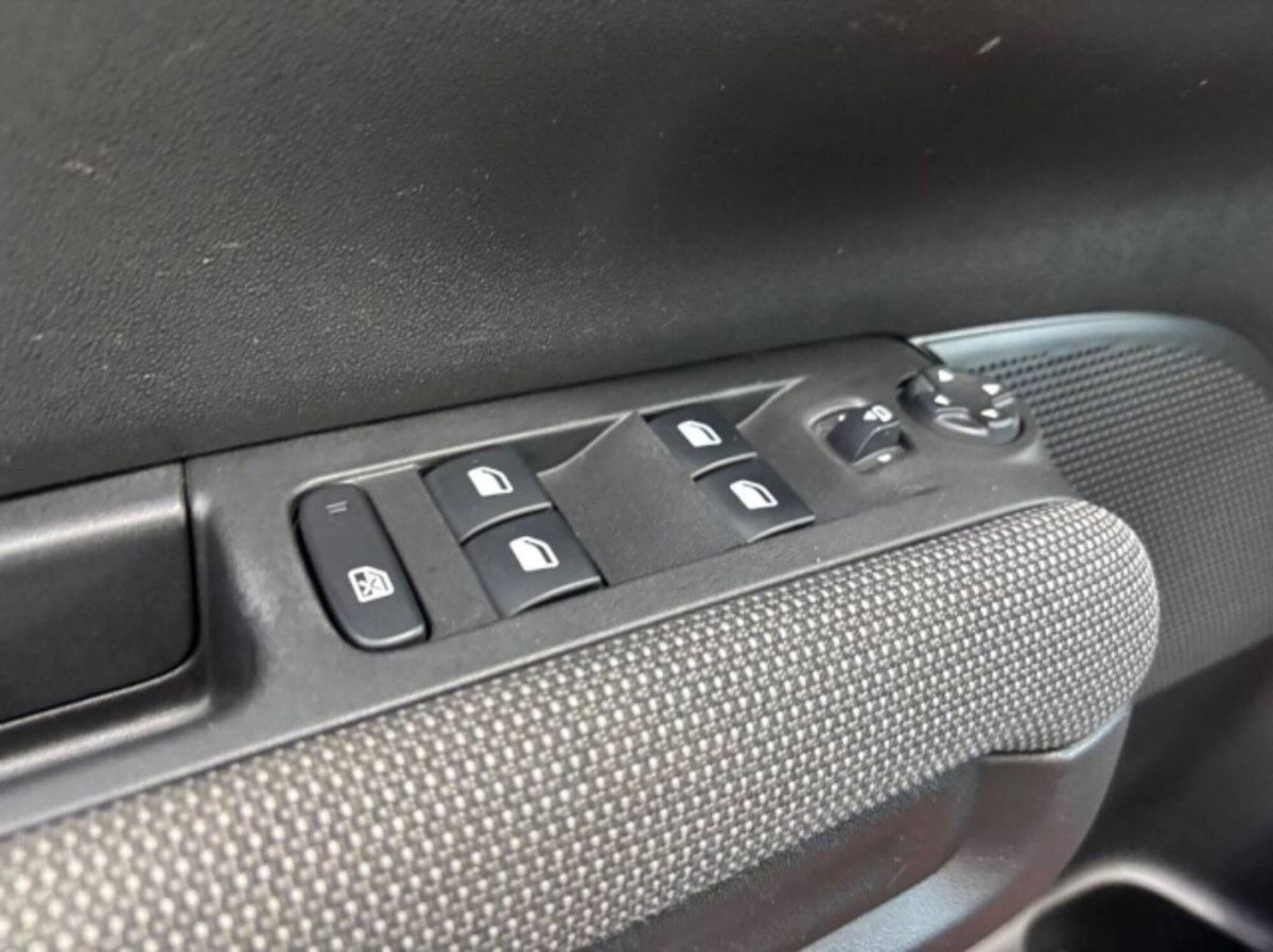 Citroen C3 Aircross BlueHDi 100 S&S Feel (11)