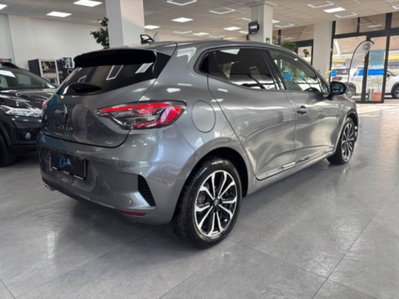 Renault Clio 1.0 tce Techno 90cv (6)