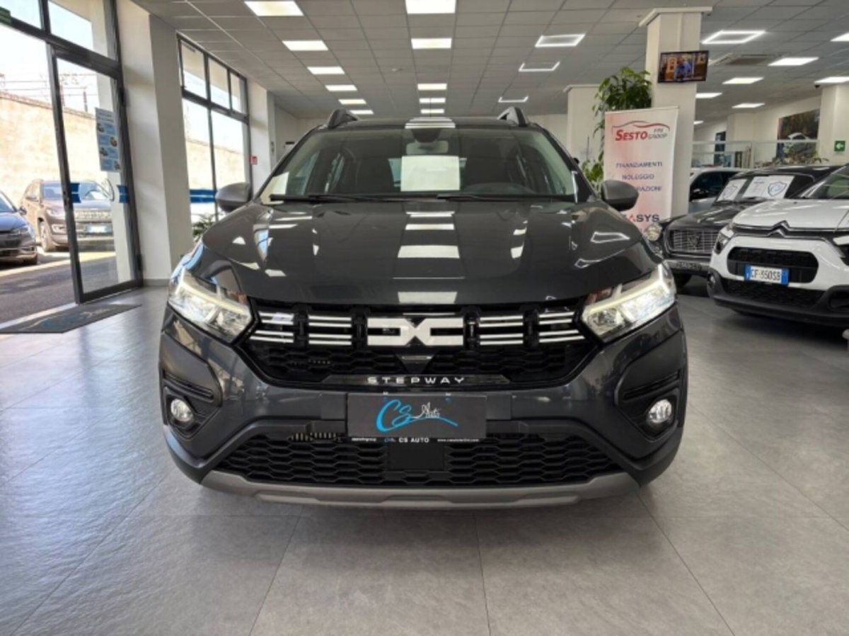 Dacia Sandero Stepway 1.0 TCe 100 CV ECO-G Comfort (2)