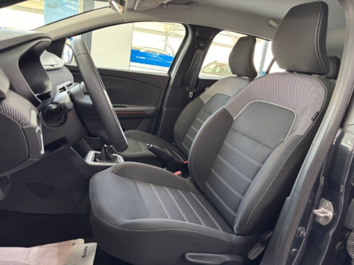 Dacia Sandero Stepway 1.0 TCe 100 CV ECO-G Comfort (9)