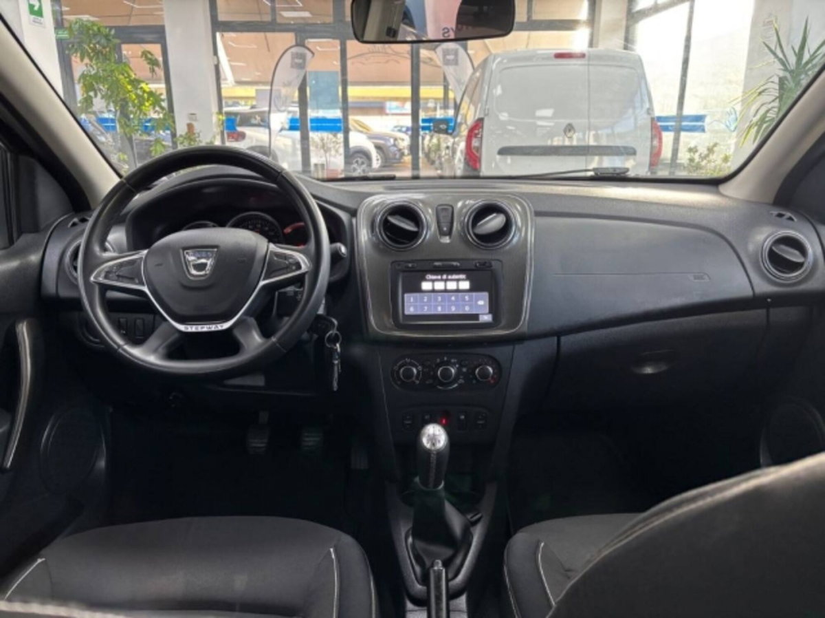Dacia Sandero Stepway 1.5 Blue dCi 95 CV Techroad (13)