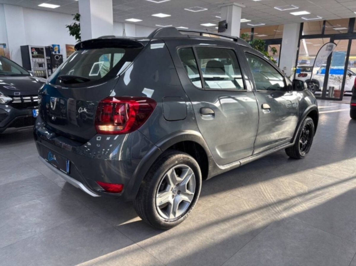 Dacia Sandero Stepway 1.5 Blue dCi 95 CV Techroad (5)