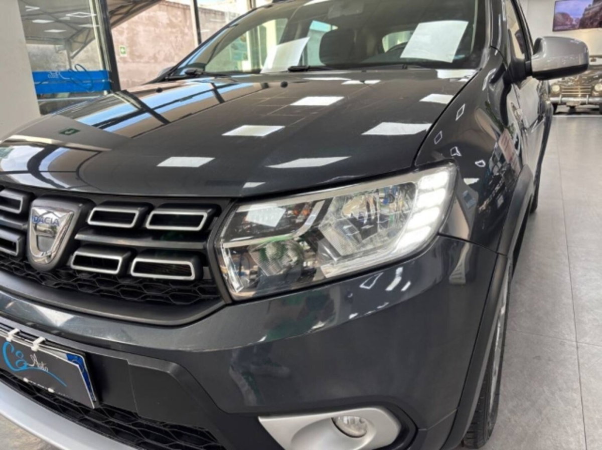 Dacia Sandero Stepway 1.5 Blue dCi 95 CV Techroad (7)