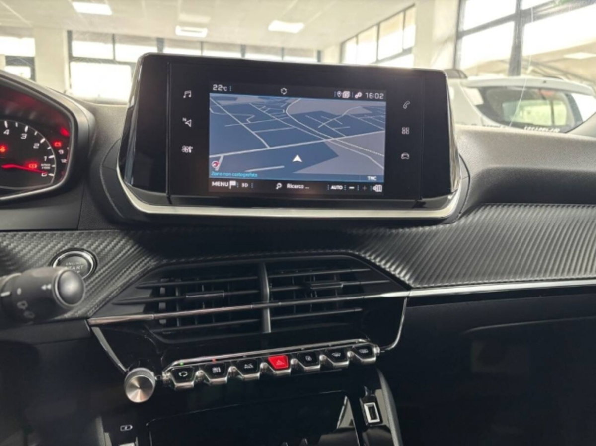 Peugeot 2008 PureTech 100 S&S Allure Pack (20)