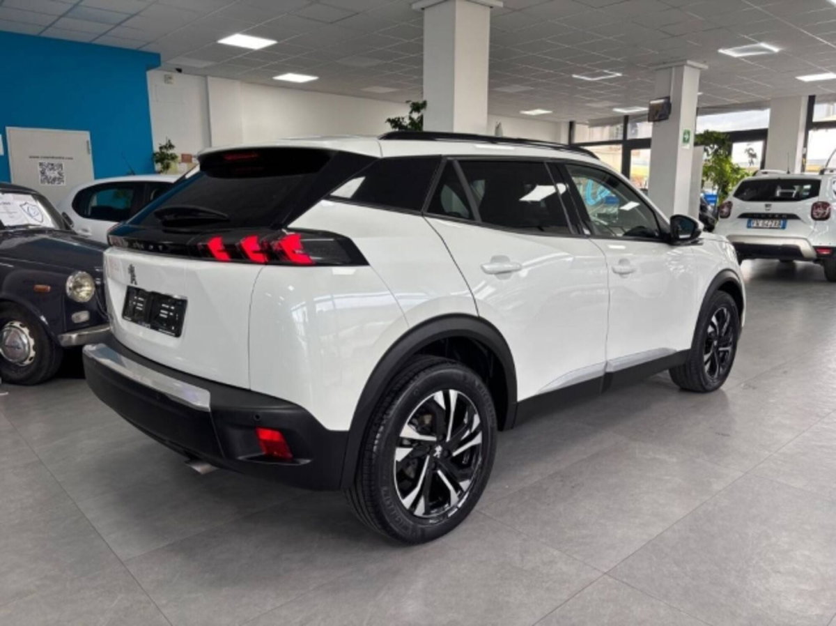 Peugeot 2008 PureTech 100 S&S Allure Pack (6)