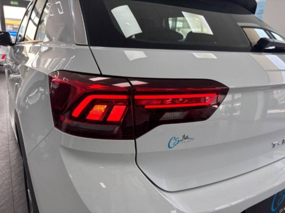 Volkswagen T-Roc 2.0 tdi Style 115cv (11)