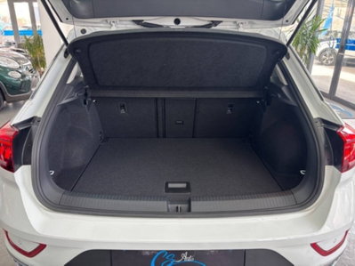 Volkswagen T-Roc 2.0 tdi Style 115cv (12)