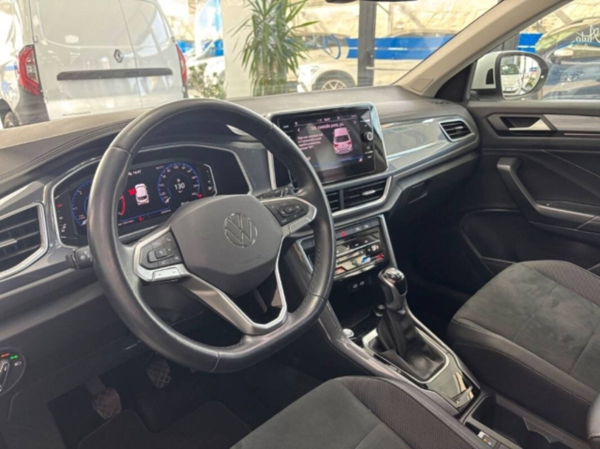 Volkswagen T-Roc 2.0 tdi Style 115cv (15)